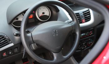 Peugeot 206+ completo