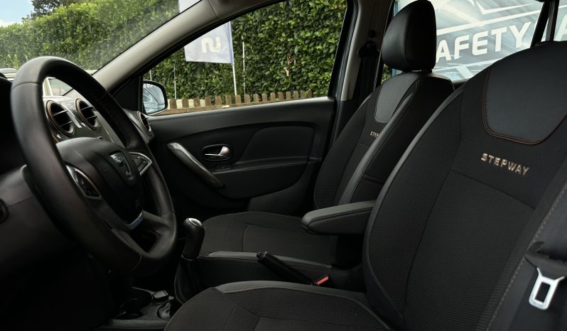 DACIA SANDERO1.5 DCI STEPWAY completo