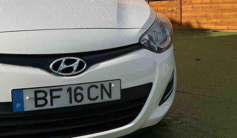 HYUNDAI I20 1.1 CRDI completo