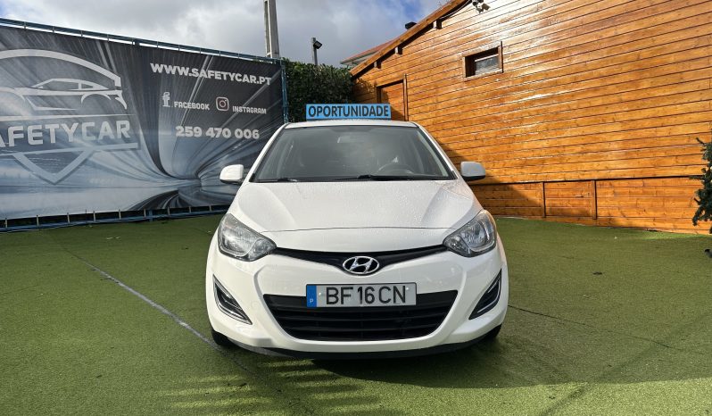 HYUNDAI I20 1.1 CRDI completo