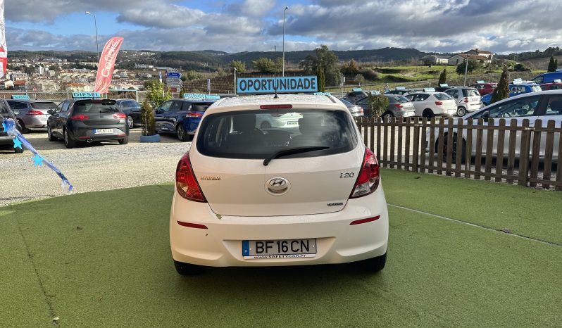 HYUNDAI I20 1.1 CRDI completo