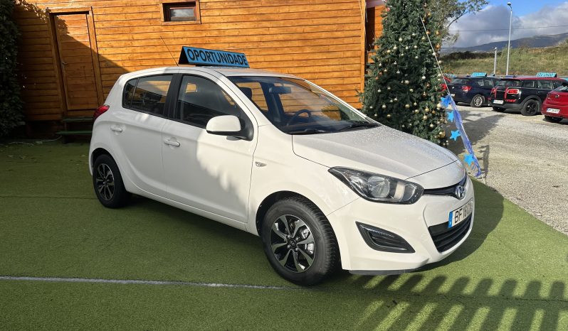 HYUNDAI I20 1.1 CRDI completo
