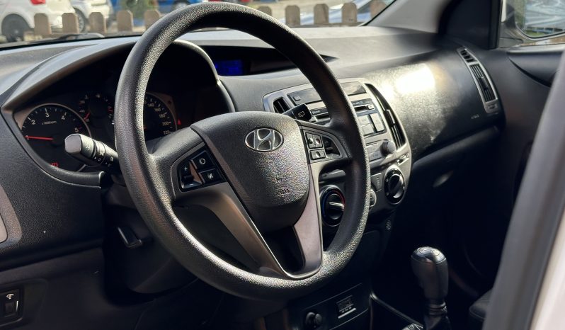HYUNDAI I20 1.1 CRDI completo