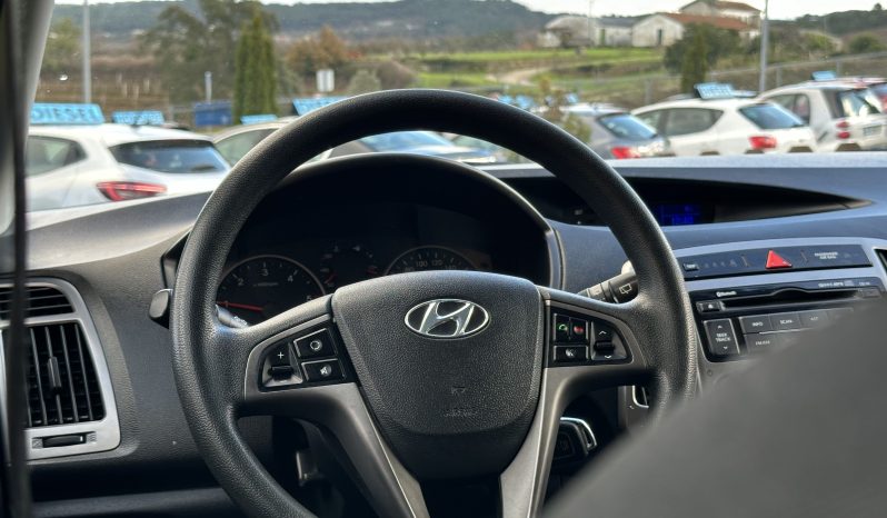 HYUNDAI I20 1.1 CRDI completo