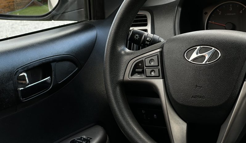HYUNDAI I20 1.1 CRDI completo
