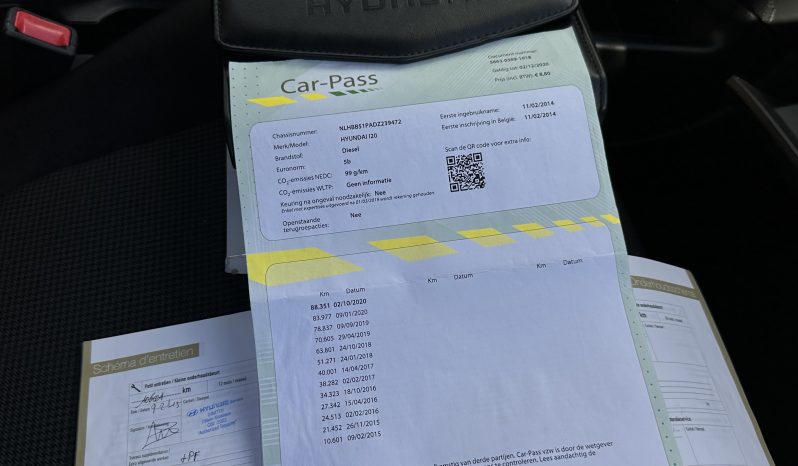 HYUNDAI I20 1.1 CRDI completo