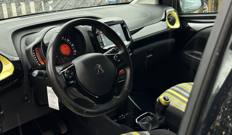PEUGEOT 108 TOP! 1.0 VTI ALLURE completo