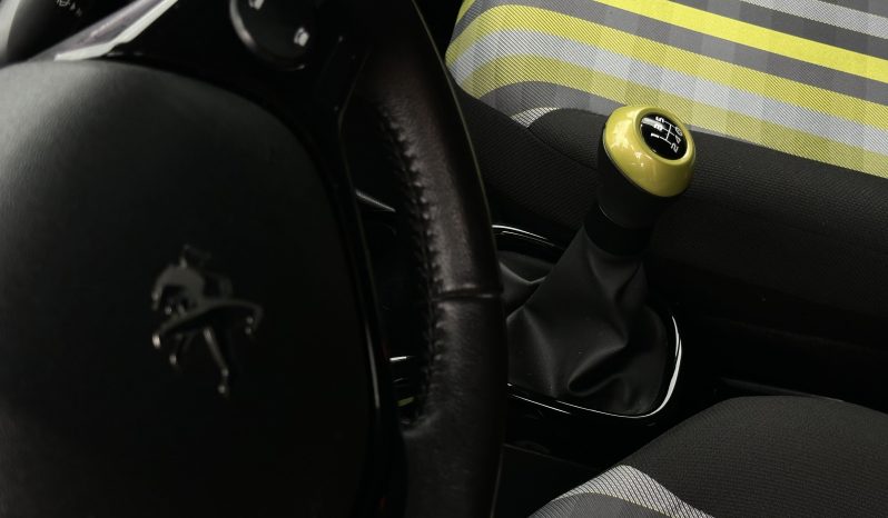 PEUGEOT 108 TOP! 1.0 VTI ALLURE completo