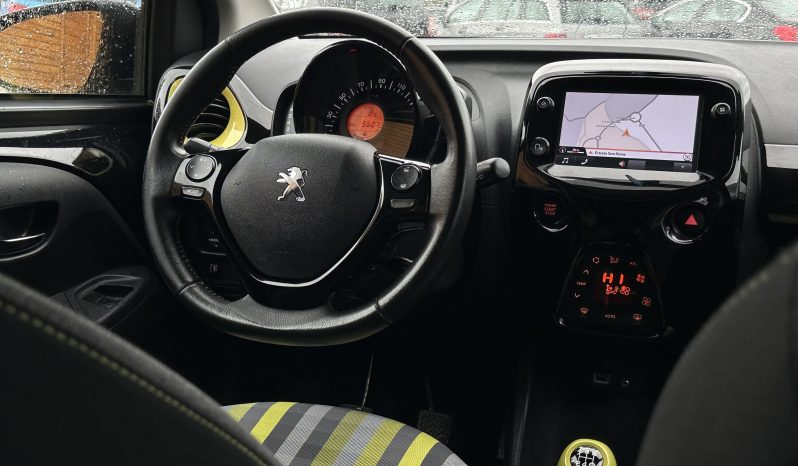 PEUGEOT 108 TOP! 1.0 VTI ALLURE completo