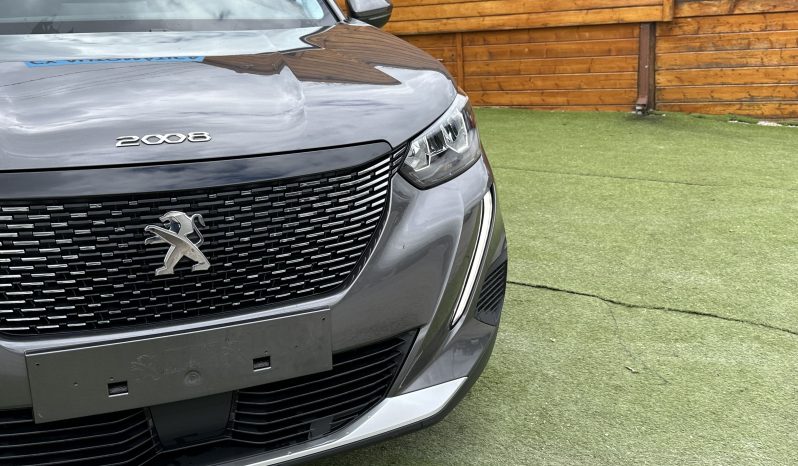 PEUGEOT 2008 1.5 BlueHDi Allure Pack EAT8 completo