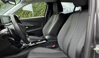 PEUGEOT 2008 1.5 BlueHDi Allure Pack EAT8 completo