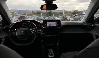 PEUGEOT 2008 1.5 BlueHDi Allure Pack EAT8 completo