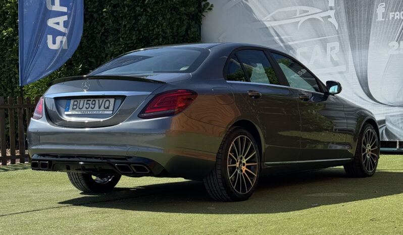 Mercedes-Benz C 200 Auto completo