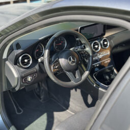 Mercedes-Benz C 200 Auto completo