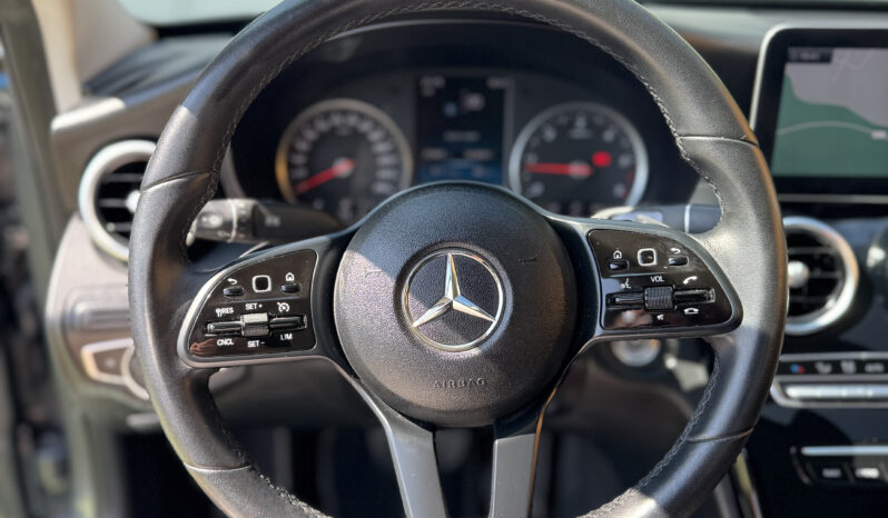 Mercedes-Benz C 200 Auto completo