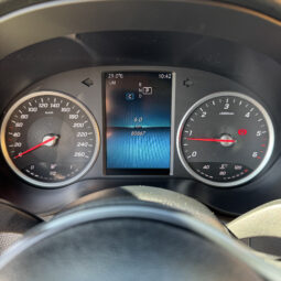 Mercedes-Benz C 200 Auto completo