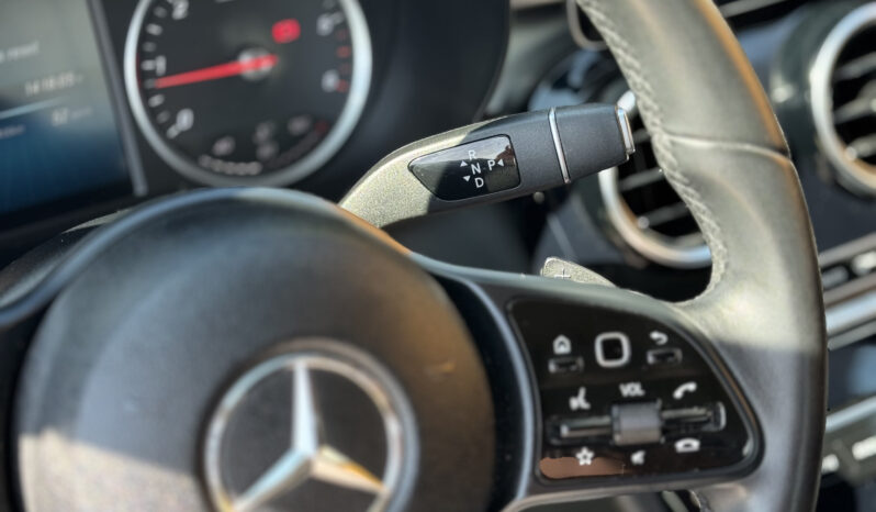 Mercedes-Benz C 200 Auto completo