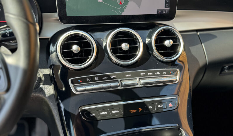 Mercedes-Benz C 200 Auto completo