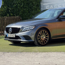 Mercedes-Benz C 200 Auto completo