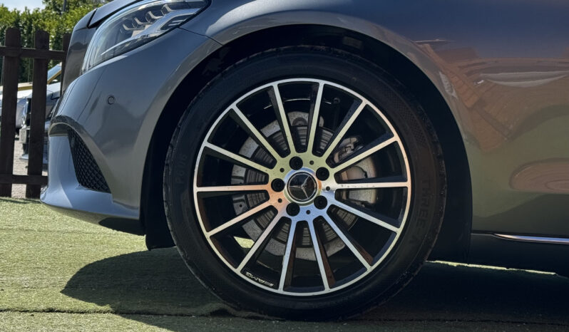 Mercedes-Benz C 200 Auto completo