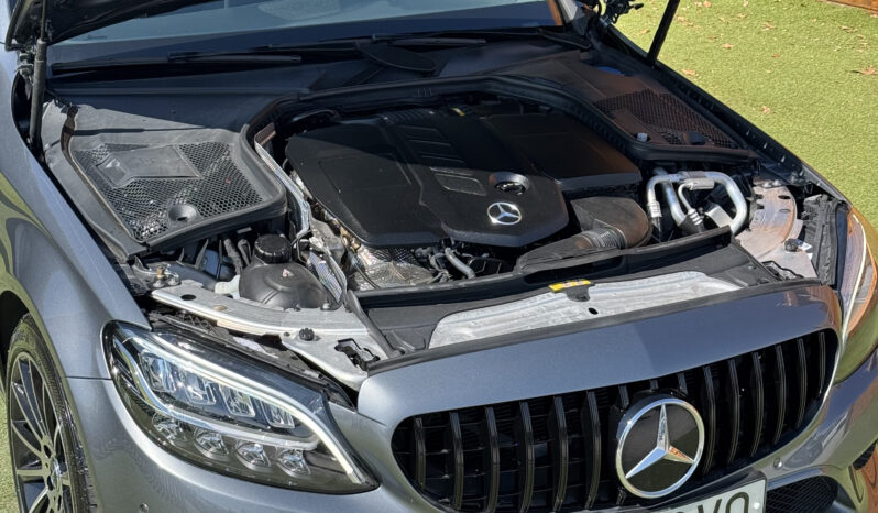 Mercedes-Benz C 200 Auto completo