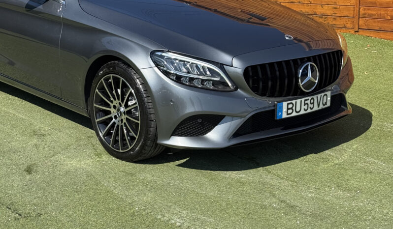 Mercedes-Benz C 200 Auto completo
