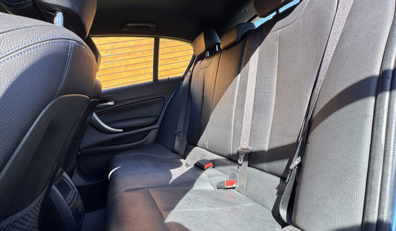 BMW 120 d xDrive Pack M Auto completo