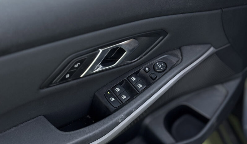 BMW 318 d Auto. completo