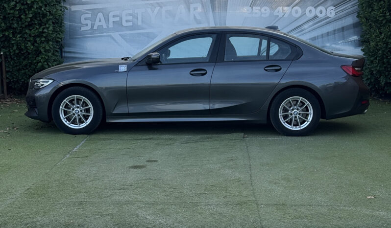 BMW 318 d Auto. completo