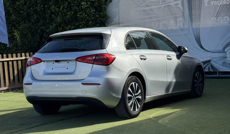 Mercedes-Benz A180 d Progressive completo