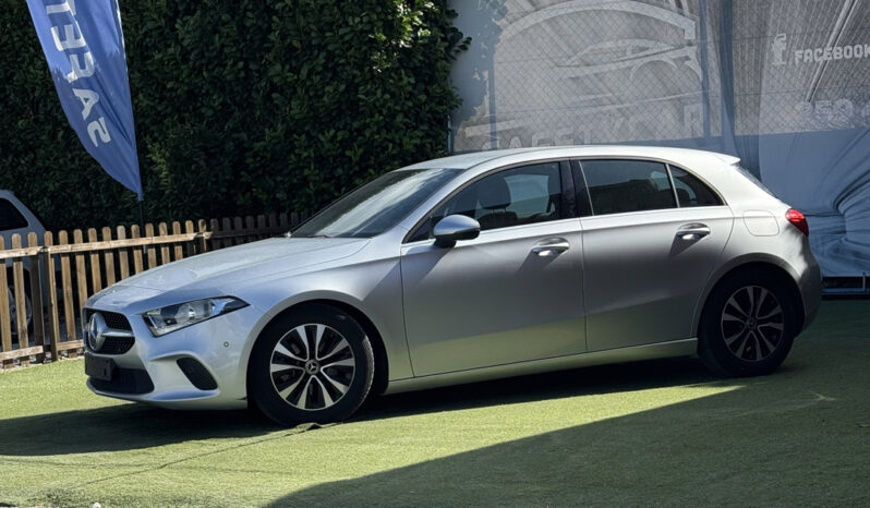 Mercedes-Benz A180 d Progressive completo