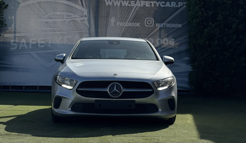 Mercedes-Benz A180 d Progressive completo