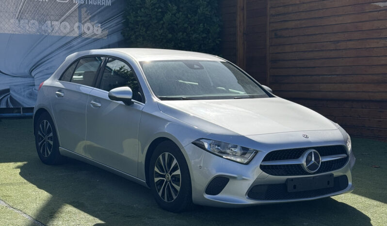 Mercedes-Benz A180 d Progressive completo