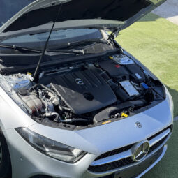 Mercedes-Benz A180 d Progressive completo