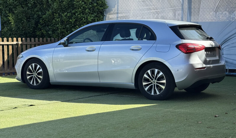 Mercedes-Benz A180 d Progressive completo