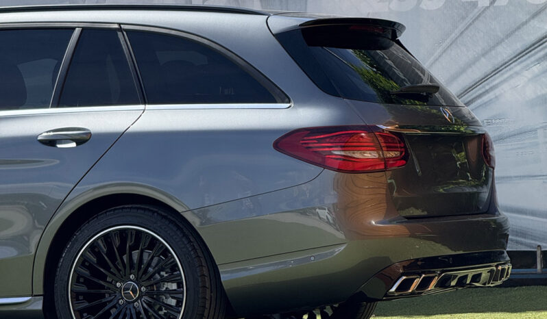 Mercedes-Benz C 180 d Station 9G-TRONIC LOOK AMG completo