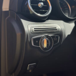 Mercedes-Benz C 180 d Station 9G-TRONIC LOOK AMG completo