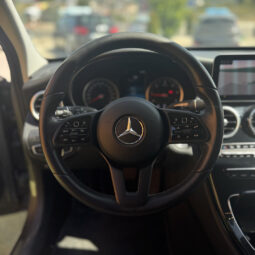 Mercedes-Benz C 180 d Station 9G-TRONIC LOOK AMG completo