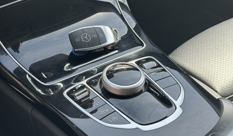 Mercedes-Benz C 180 d Station 9G-TRONIC LOOK AMG completo