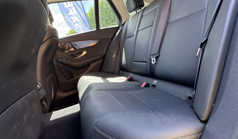 Mercedes-Benz C 180 d Station 9G-TRONIC LOOK AMG completo