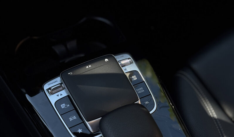 Mercedes-Benz A180d Style Plus Auto. completo