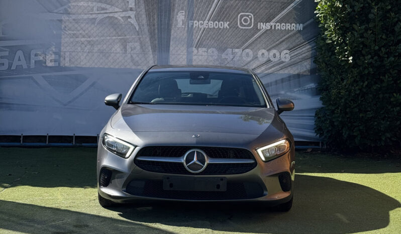 Mercedes-Benz A180d Style Plus Auto. completo