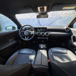 Mercedes-Benz A180d Style Plus Auto. completo