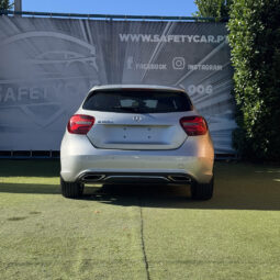 Mercedes-Benz A 180d Urban Auto completo