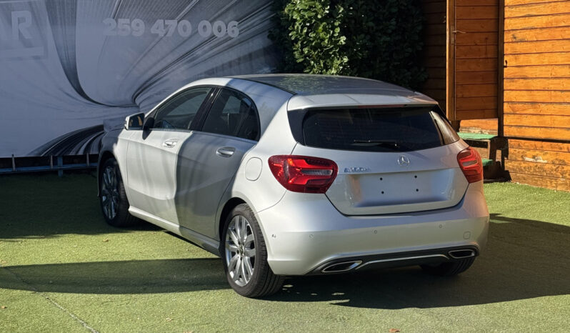 Mercedes-Benz A 180d Urban Auto completo