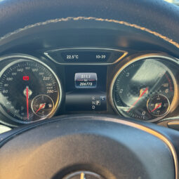 Mercedes-Benz A 180d Urban Auto completo