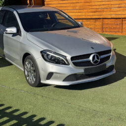 Mercedes-Benz A 180d Urban Auto completo