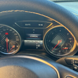 Mercedes-Benz A 180d Urban Auto completo