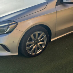 Mercedes-Benz A 180d Urban Auto completo