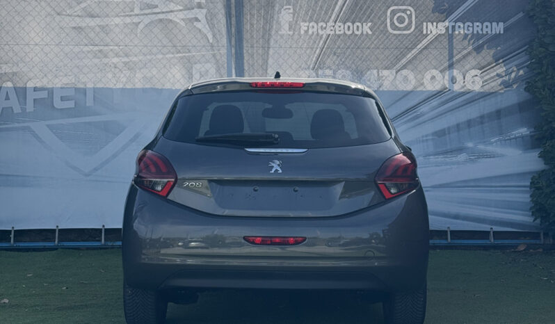 Peugeot 208 1.2 PureTech Signature completo